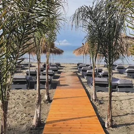 Seashore Vlorë